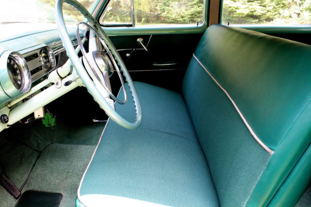 1954 Green Chevrolet Bel Air/150/210 Sedan