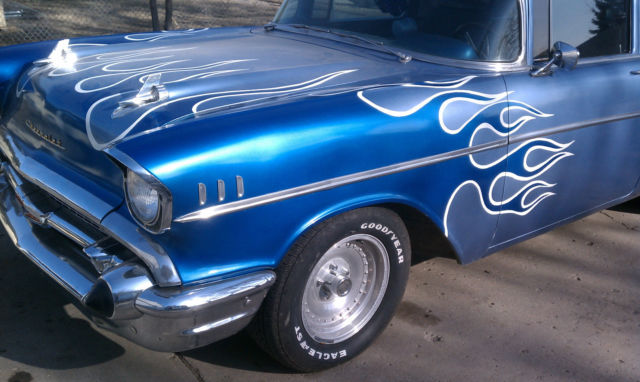1957 Blue Chevrolet Bel Air/150/210 Wagon
