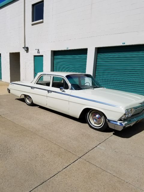 1962 Cream Chevrolet Bel Air/150/210 Sedan