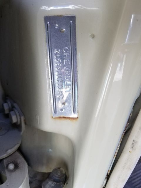 1962 Cream Chevrolet Bel Air/150/210 Sedan