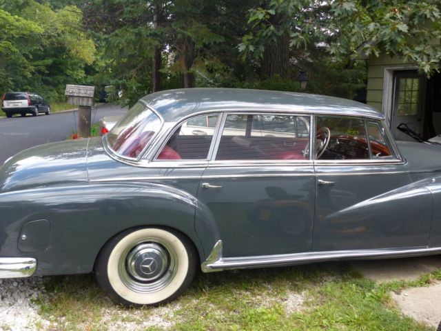 1962 Mercedes-Benz 300-Series Sedan