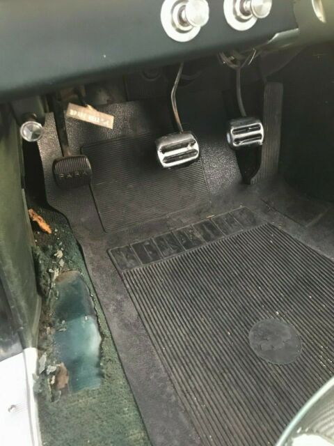 1965 Green Chevrolet BelAir Sedan