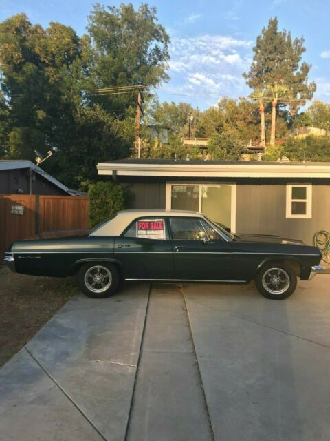 1965 Green Chevrolet BelAir Sedan
