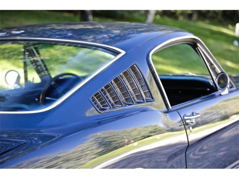 1965 Blue Ford Mustang