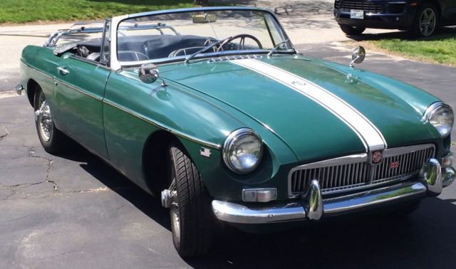 1966 Green MG MGB Convertible