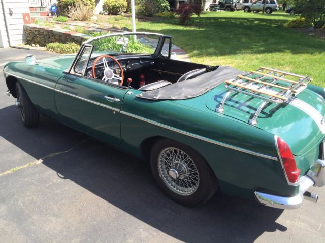 1966 Green MG MGB Convertible