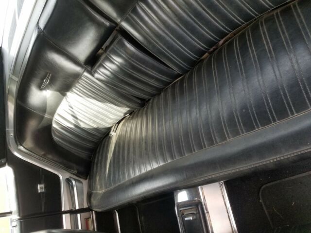 1967 White Ford Thunderbird Coupe