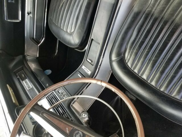 1967 White Ford Thunderbird Coupe