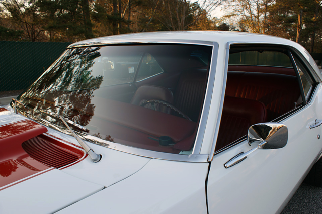 1968 White Chevrolet Camaro Coupe