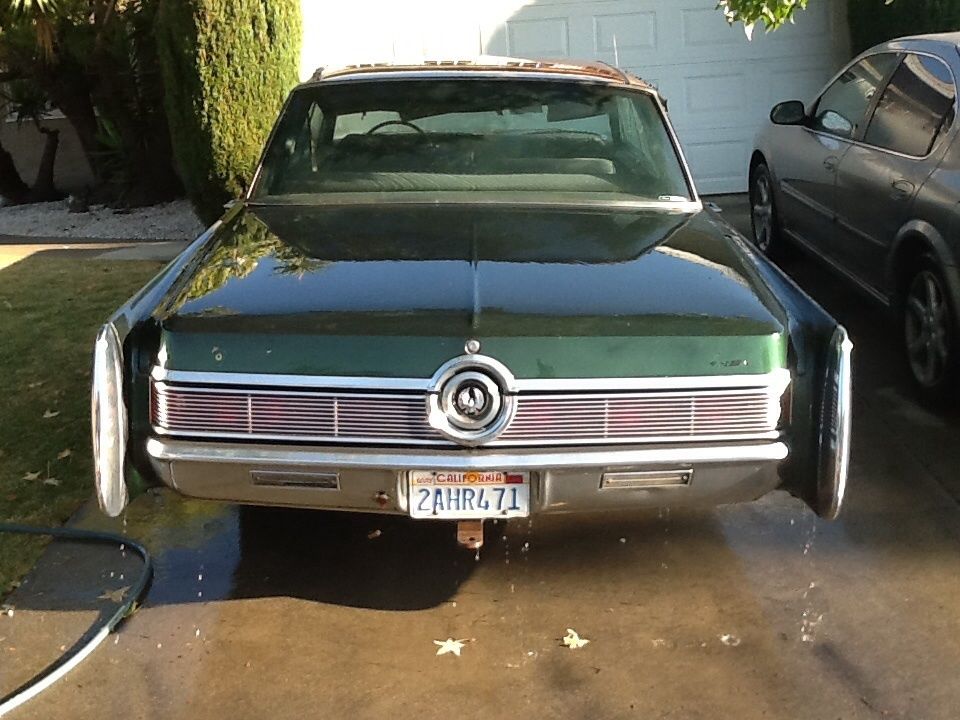 1968 Green Chrysler Imperial 4 DOOR
