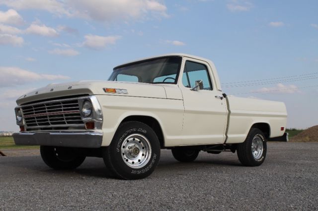 1969 White Ford F-100 Standard Cab Pickup