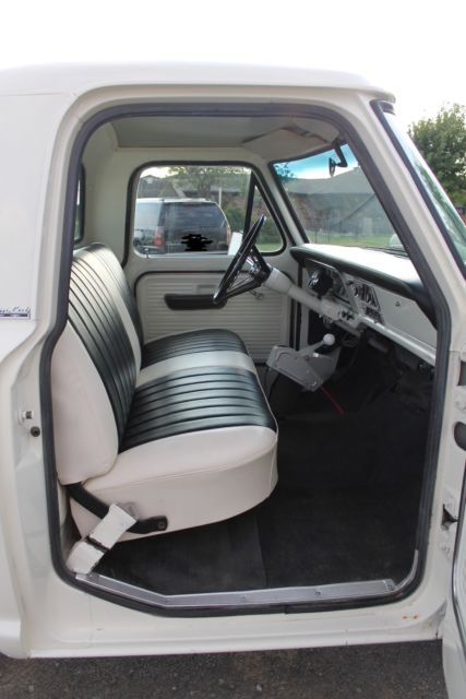 1969 White Ford F-100 Standard Cab Pickup