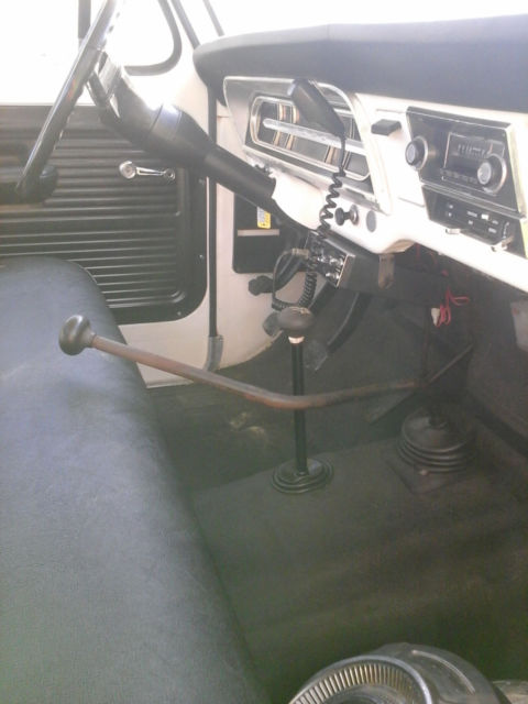 1971 Tow-tone white over mustard yellow Ford F-100 Standard Cab Pickup