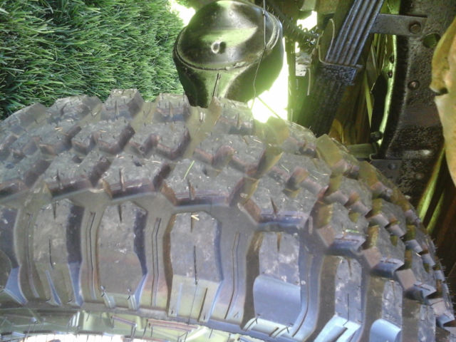 1971 Tow-tone white over mustard yellow Ford F-100 Standard Cab Pickup