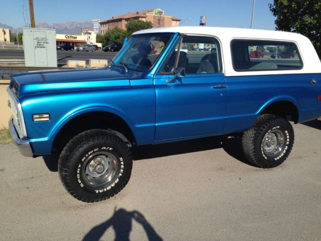 1972 Blue Chevrolet Blazer