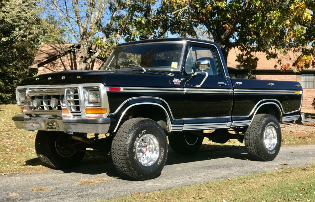 1974 Ford F-100 Standard Cab Pickup