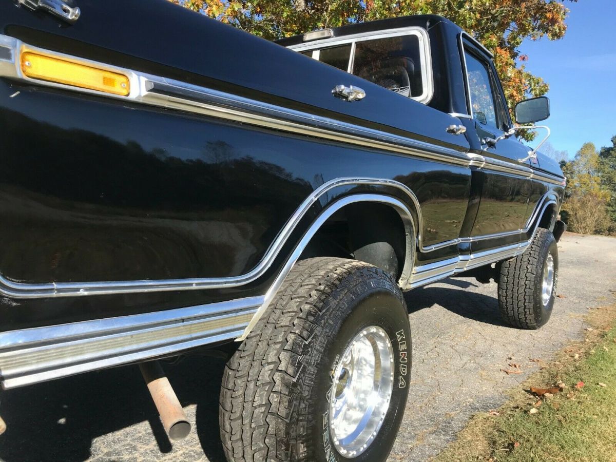 1974 Ford F-100 Standard Cab Pickup