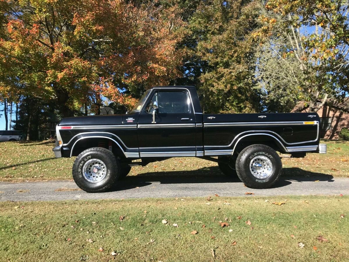 1974 Ford F-100 Standard Cab Pickup