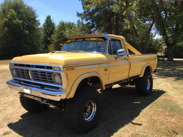 1974 Yellow Ford F-250