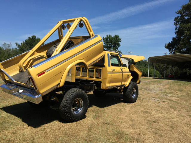 1974 Yellow Ford F-250