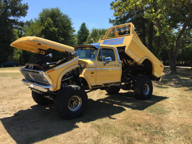 1974 Yellow Ford F-250