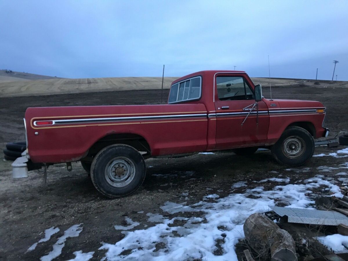 1977 Red Ford F-250