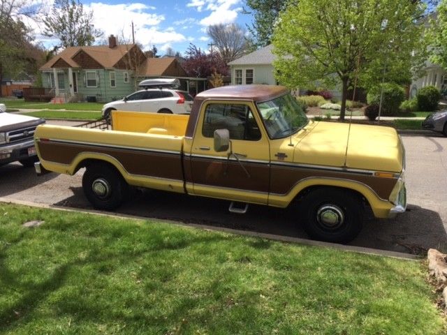 1977 Yellow / Brown Ford F-250 Standard Cab Pickup