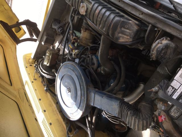 1977 Yellow / Brown Ford F-250 Standard Cab Pickup