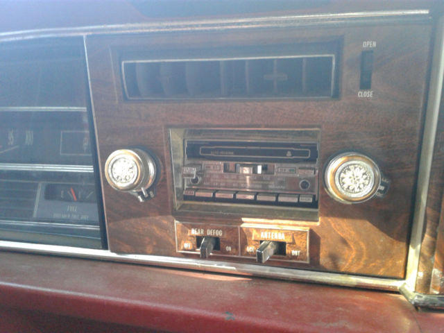 1977 White Oldsmobile Other Coupe