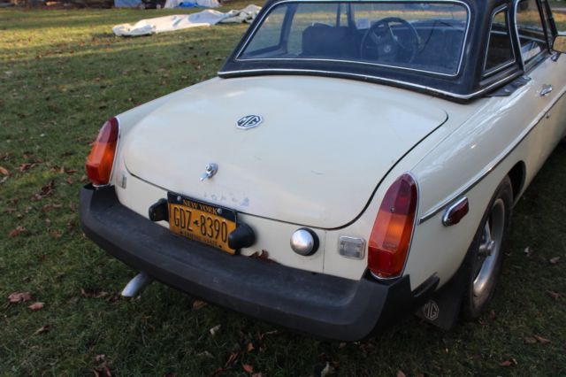 1978 Butter MG MGB Convertible