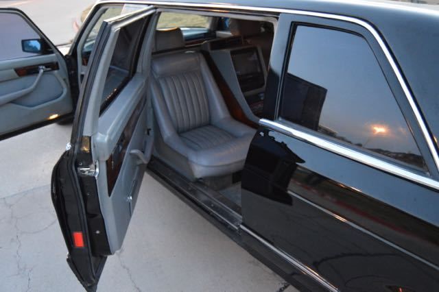 1982 Black Mercedes-Benz 300-Series Limousine