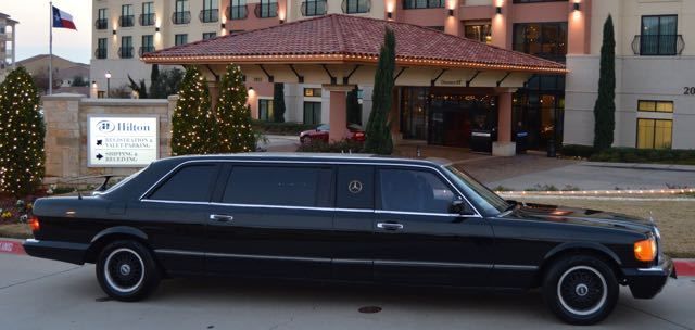 1982 Black Mercedes-Benz 300-Series Limousine
