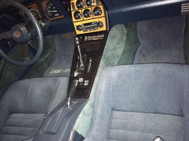 1982 Blue Chevrolet Corvette Coupe