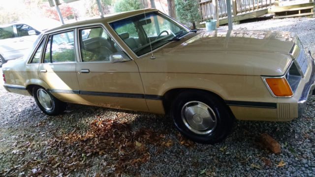 1986 Tan Ford Other Sedan