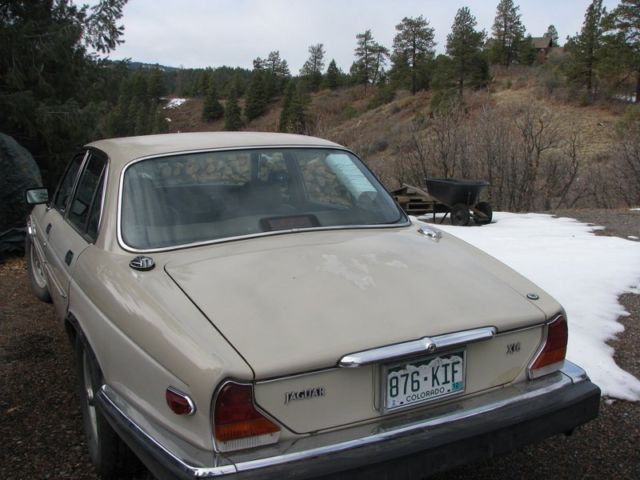 1986 Tan Jaguar XJ6 Sedan