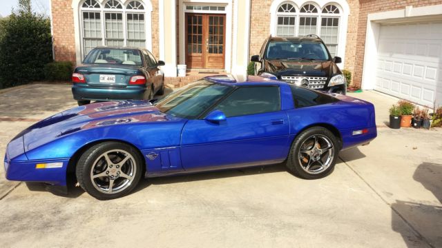 1987 Blue Chevrolet Corvette