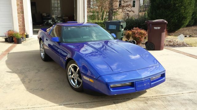 1987 Blue Chevrolet Corvette