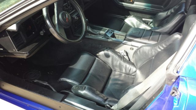 1987 Blue Chevrolet Corvette