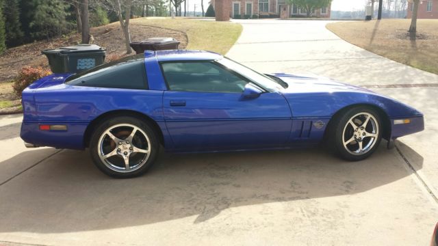 1987 Blue Chevrolet Corvette