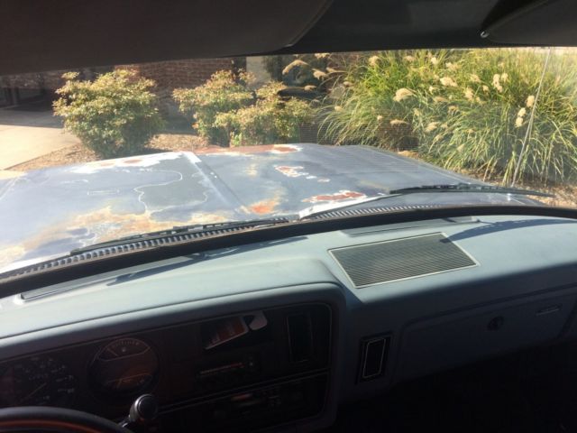 1987 White Dodge D150