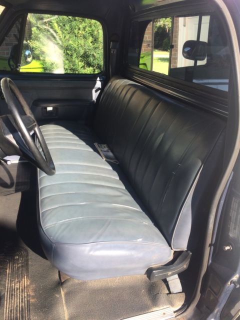 1987 White Dodge D150