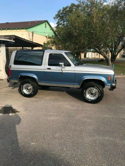 1988 Blue Ford Bronco II SUV