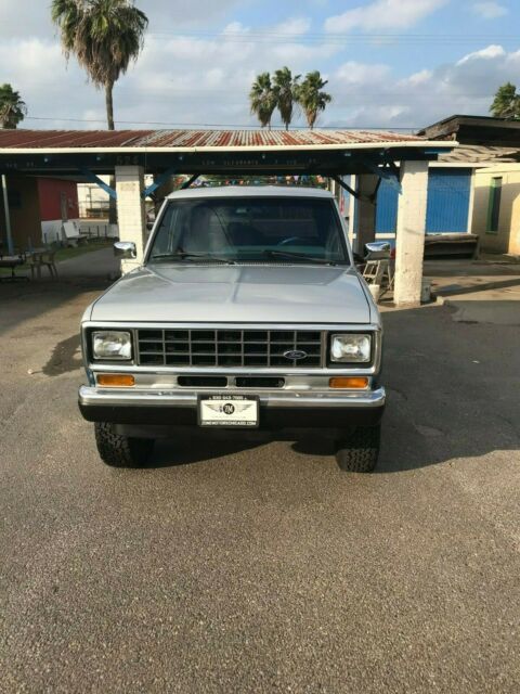 1988 Blue Ford Bronco II SUV