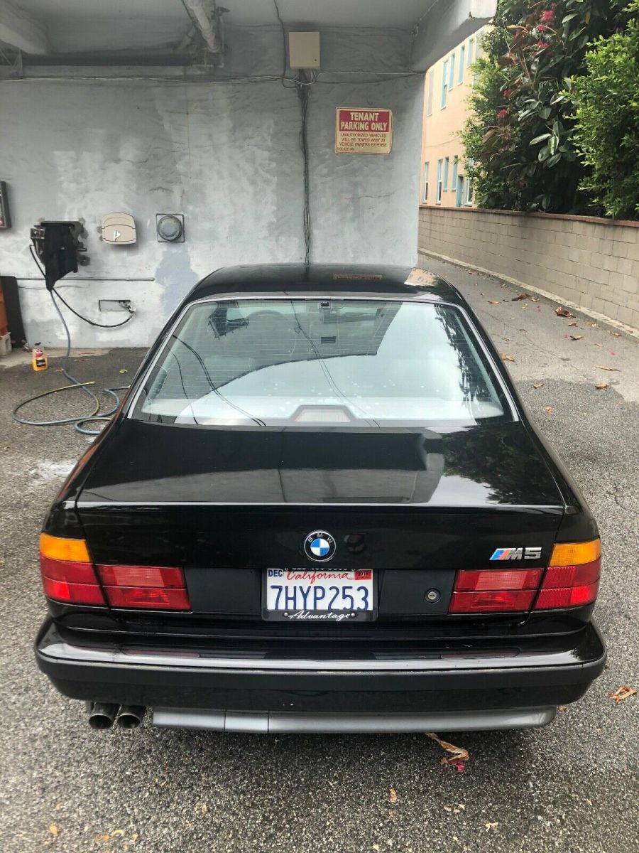 1991 Black BMW M5 Sport Sedan