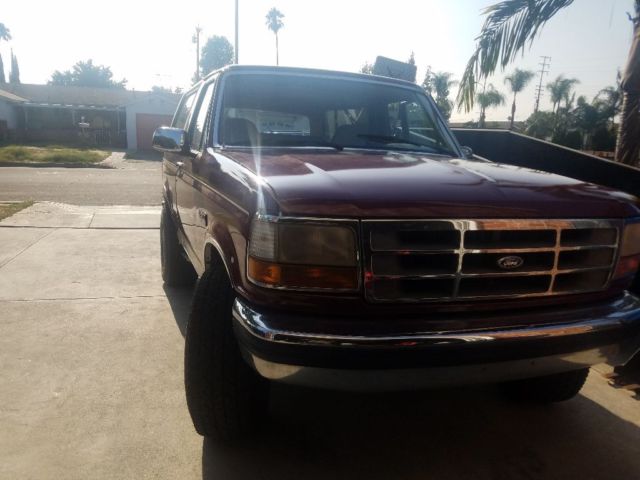 1993 Burgundy Ford Bronco SUV
