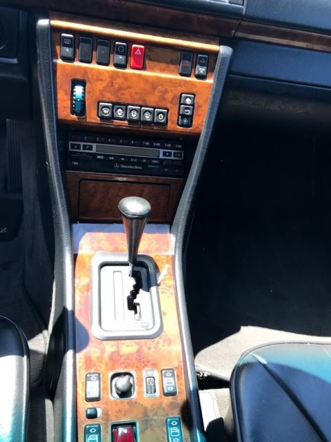 1993 Black Mercedes-Benz 300-Series Convertible