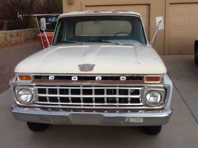 1965 Light blue/cream Ford F-100 Standard Cab Pickup