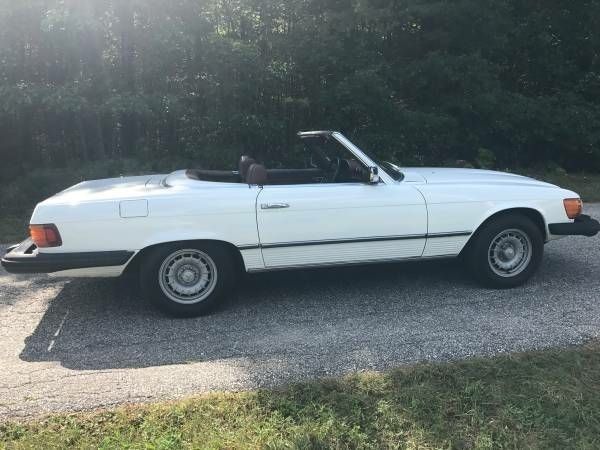1976 White Mercedes-Benz SL-Class Convertible