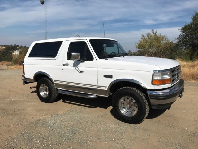 1994 White Ford Bronco SUV