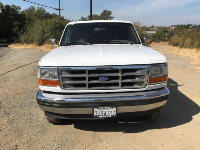 1994 White Ford Bronco SUV